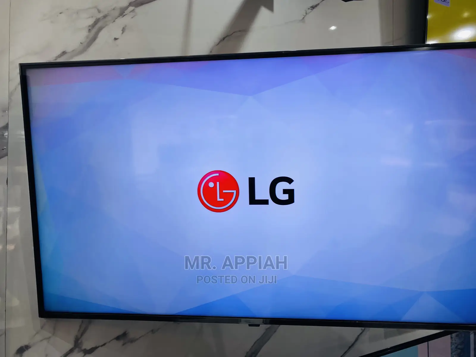 Effect and Reliable LG(43UP7700)43 Inch FHD Smart LED.