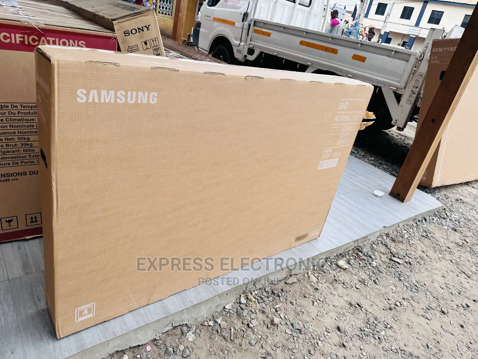 Exclusive Design UHD Tv Smart Samsung 55au7022