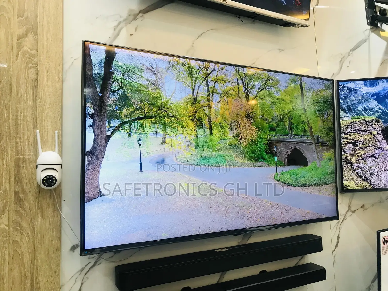 Smart Bu80 Samsung LED Ultra UHD 65 Inches Glossy Tv