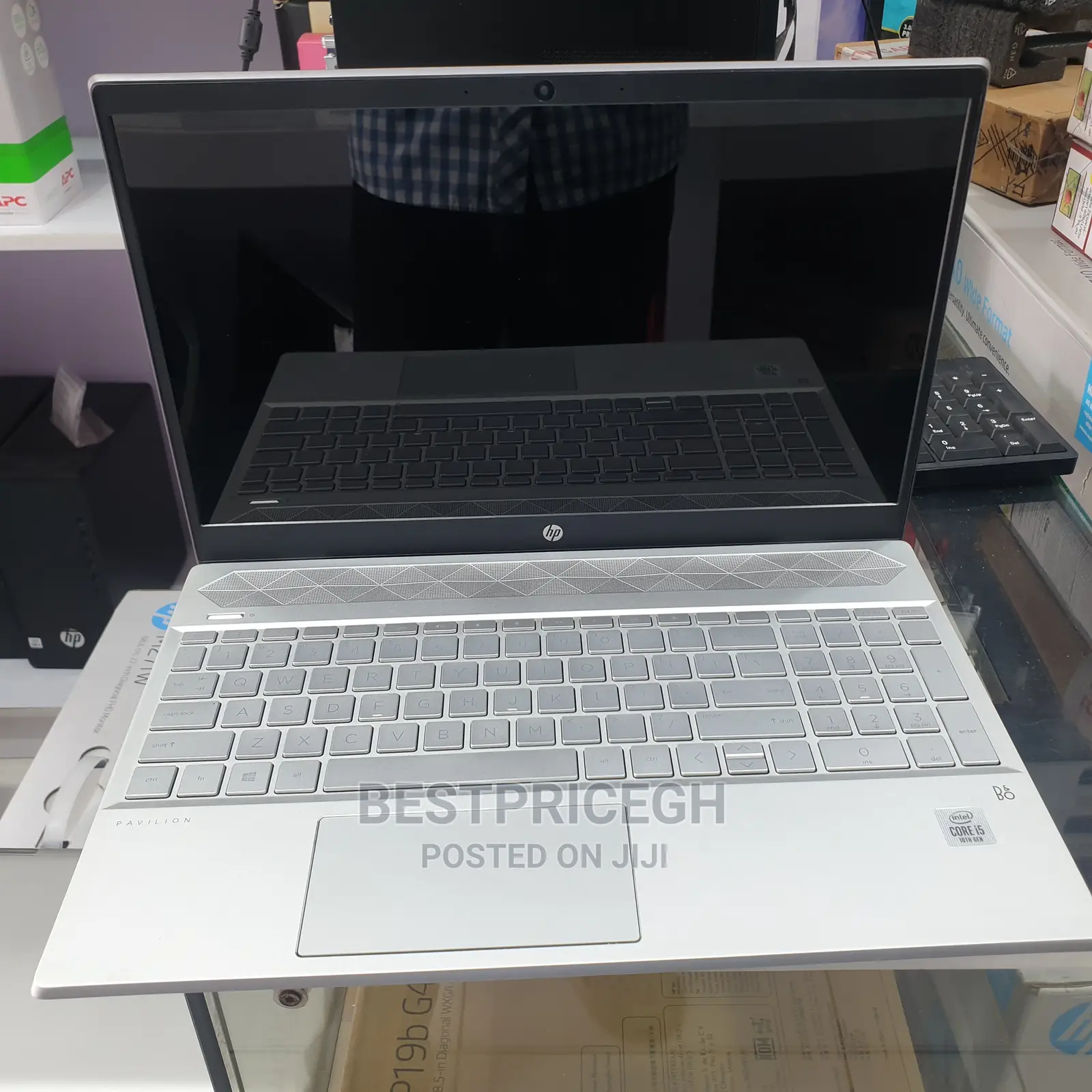 New Laptop HP Pavilion 15 8GB Intel Core I5 SSD 256GB