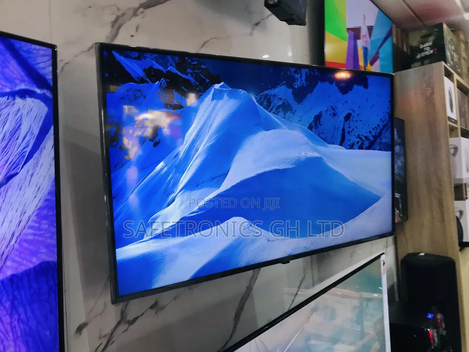 43 Inches Glossy UHD LED Samsung T5300 