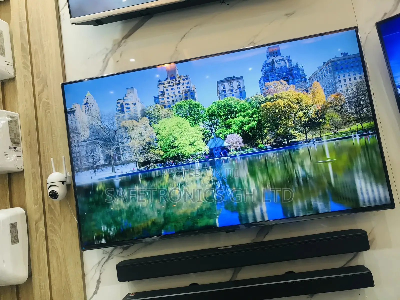 Purchase Quality 65 Inches Glossy UQ70 LED LG Smart Tv