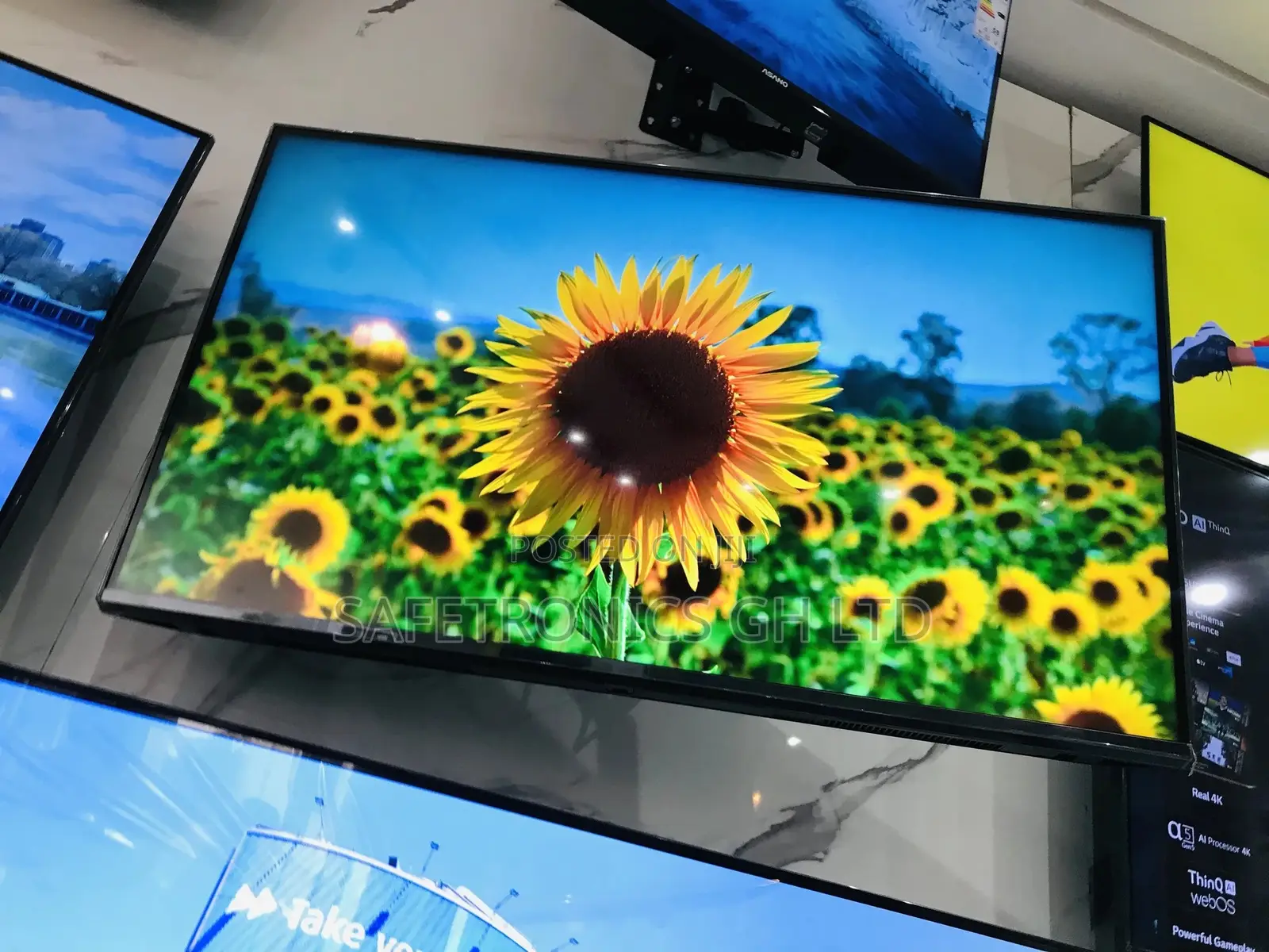 Crystal UHD Smart 50 Inches LED Glossy Samsung AU90 Tv