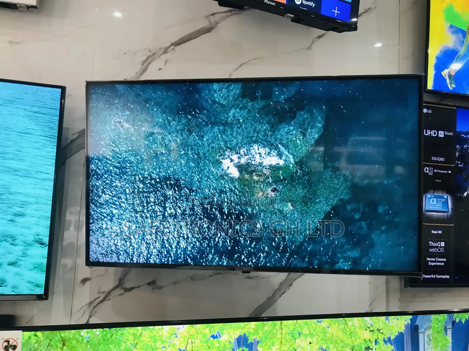 Reliable Samsung 65 Inches Glossy LED AU70 LED Crystal Tv