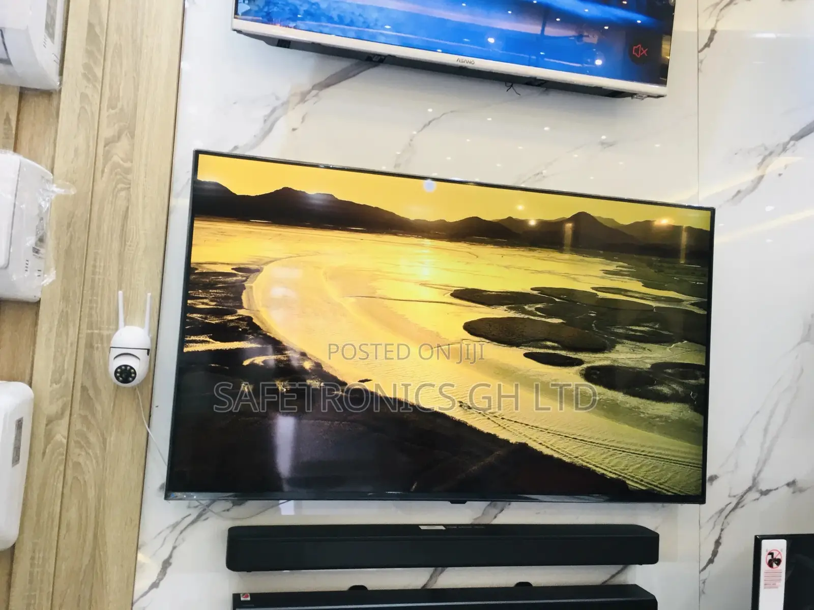 LP50 LG UHD  32 Inches Glossy LED Tv
