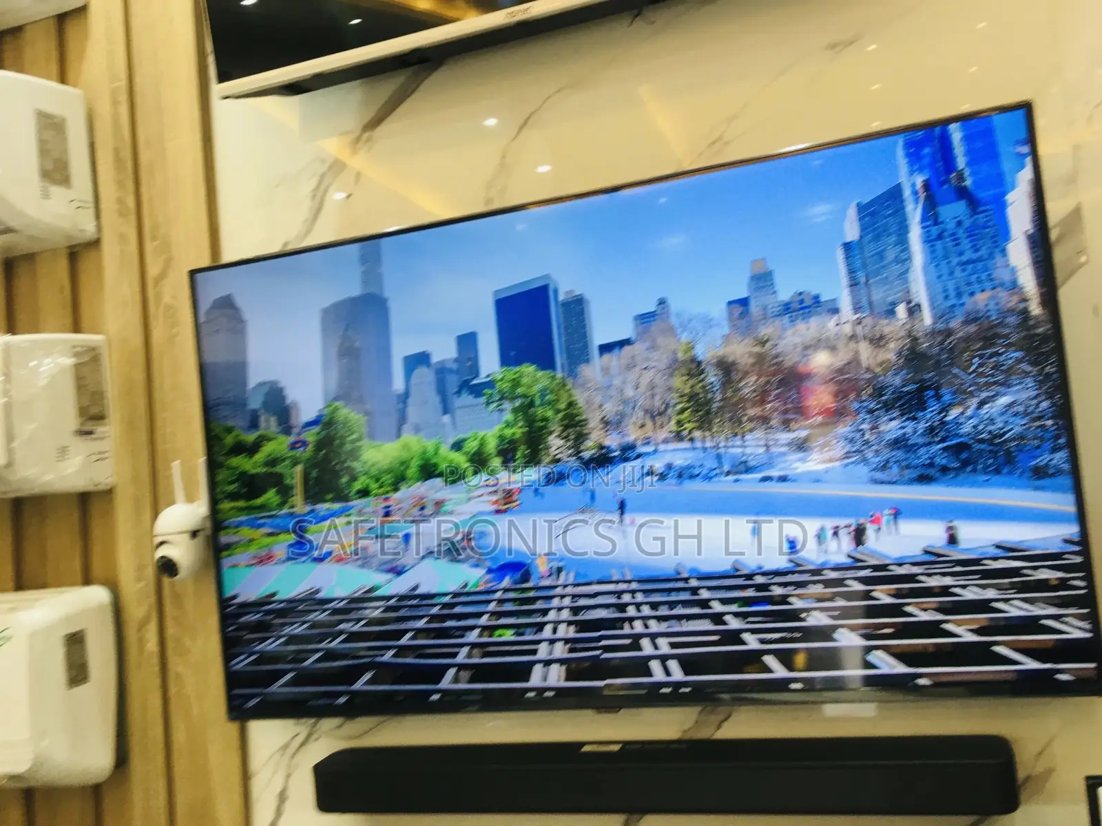 Great Offer on 65 Inches Glossy Oled Smart LG WXPVA Tv