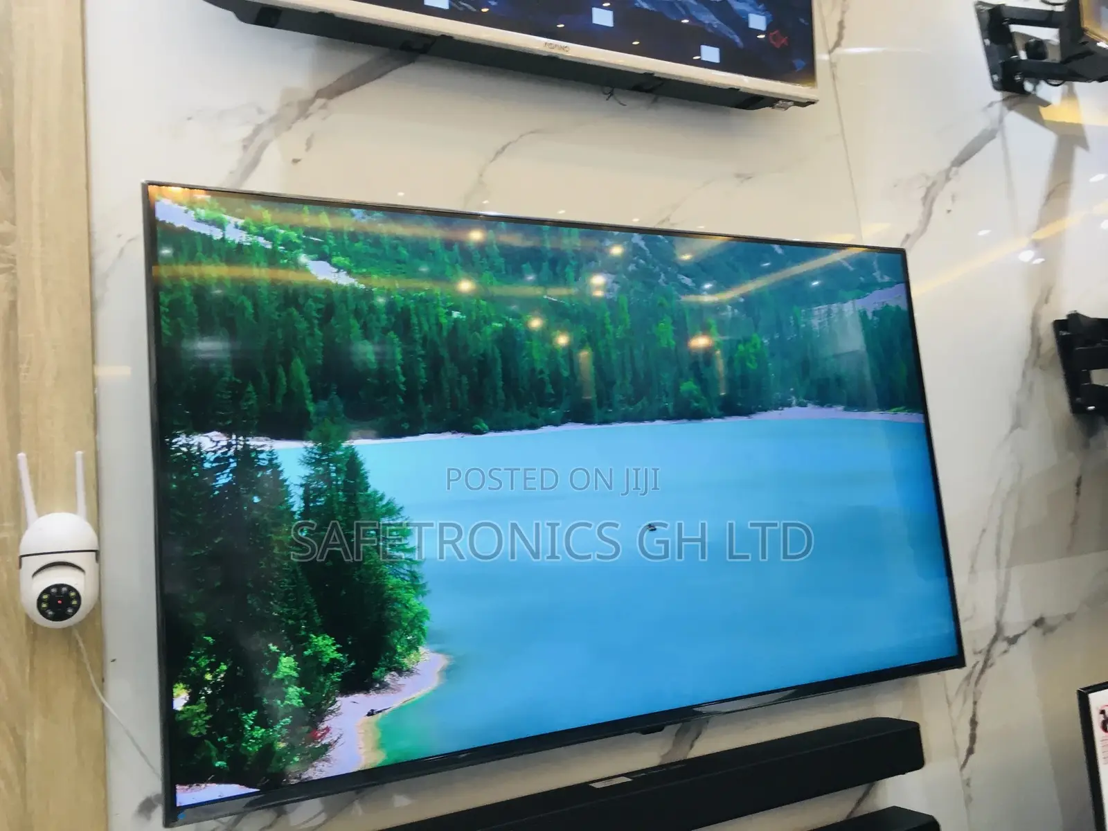 Sealed Samsung 65 Inches Glossy BU80 LED Smart UHD Tv