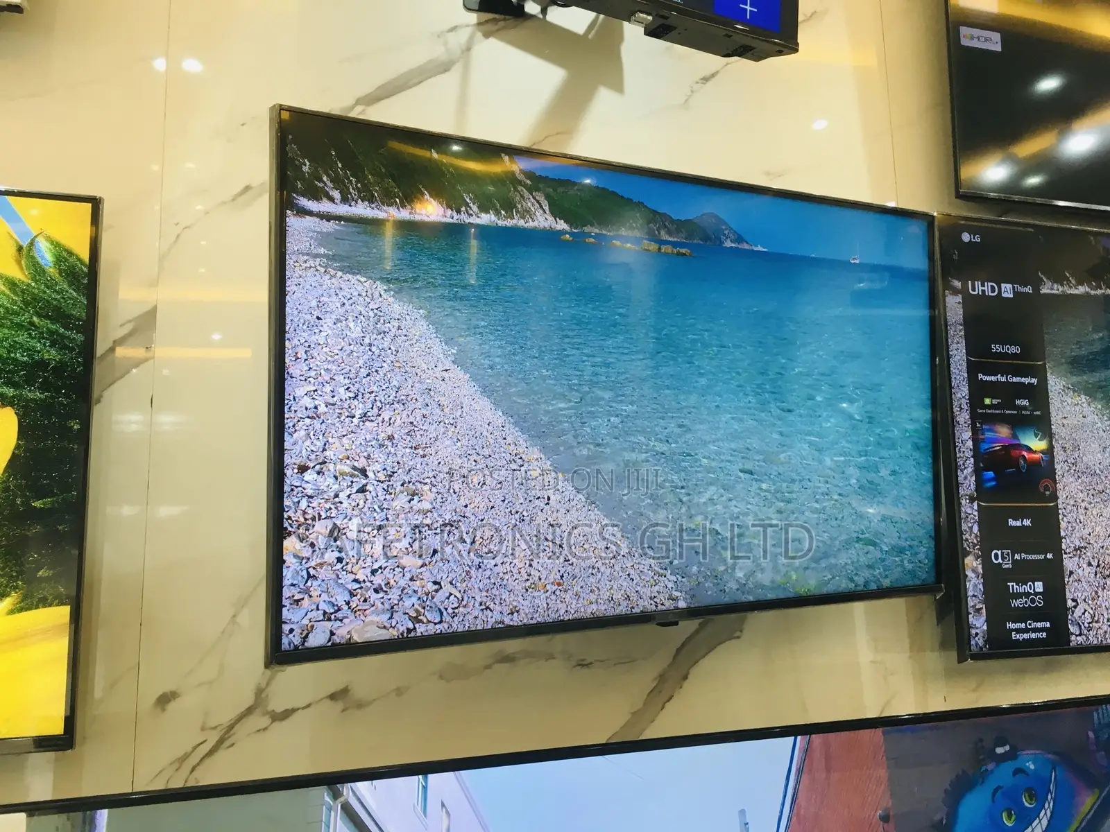 85 Inches Glossy Samsung Crystal UHD BU80 Tv