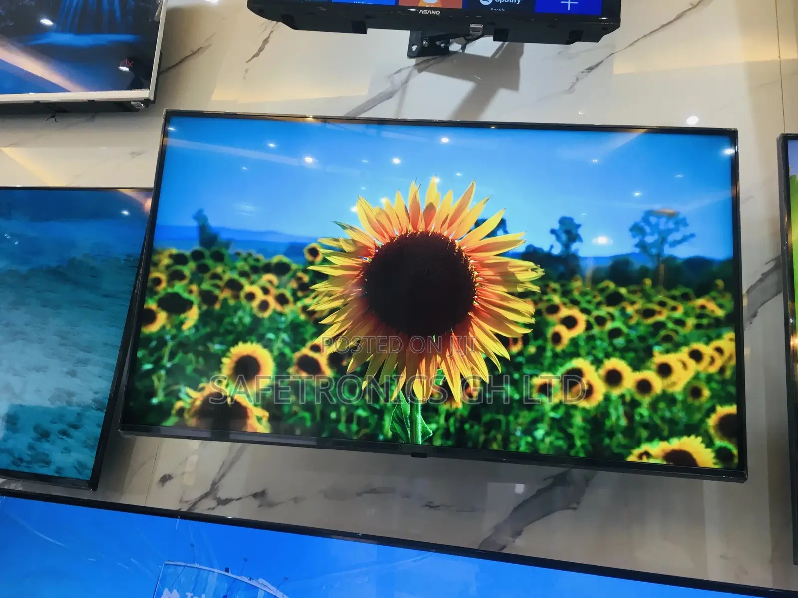 Glossy LED LG UP77 43 Inches Smart Quality Tv