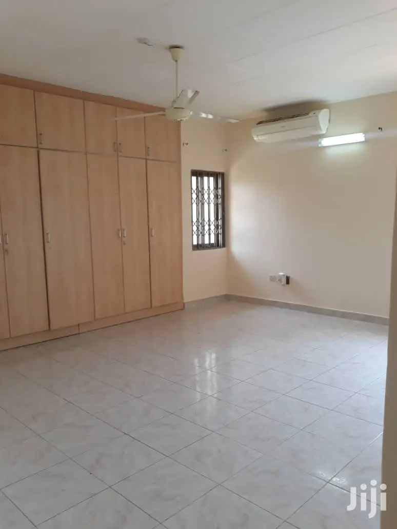 3bdrm House in Bronko Housing, Accra Metropolitan for Rent