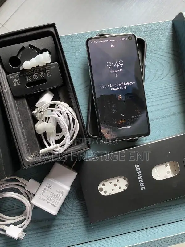 Samsung Galaxy S10e 128 GB Black
