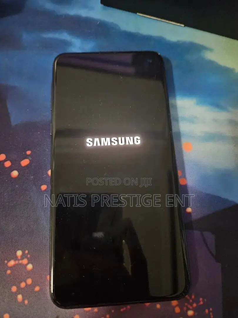 Samsung Galaxy S10e 128 GB Black