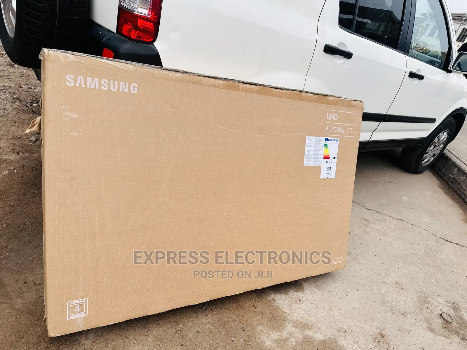 Smart Tv With Bixby Samsung UHD Smart 55”Au7022