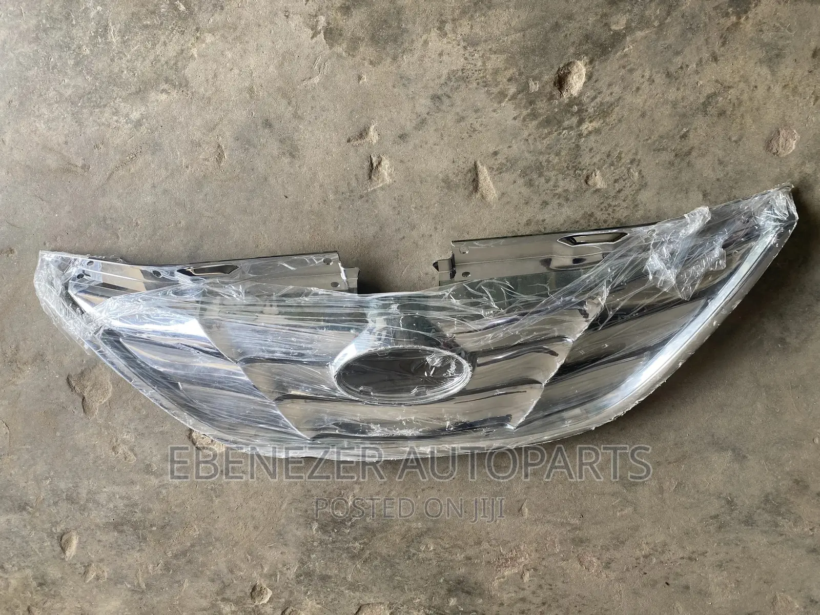 Hyundai Sonata 2011 - 2012 Front Shells