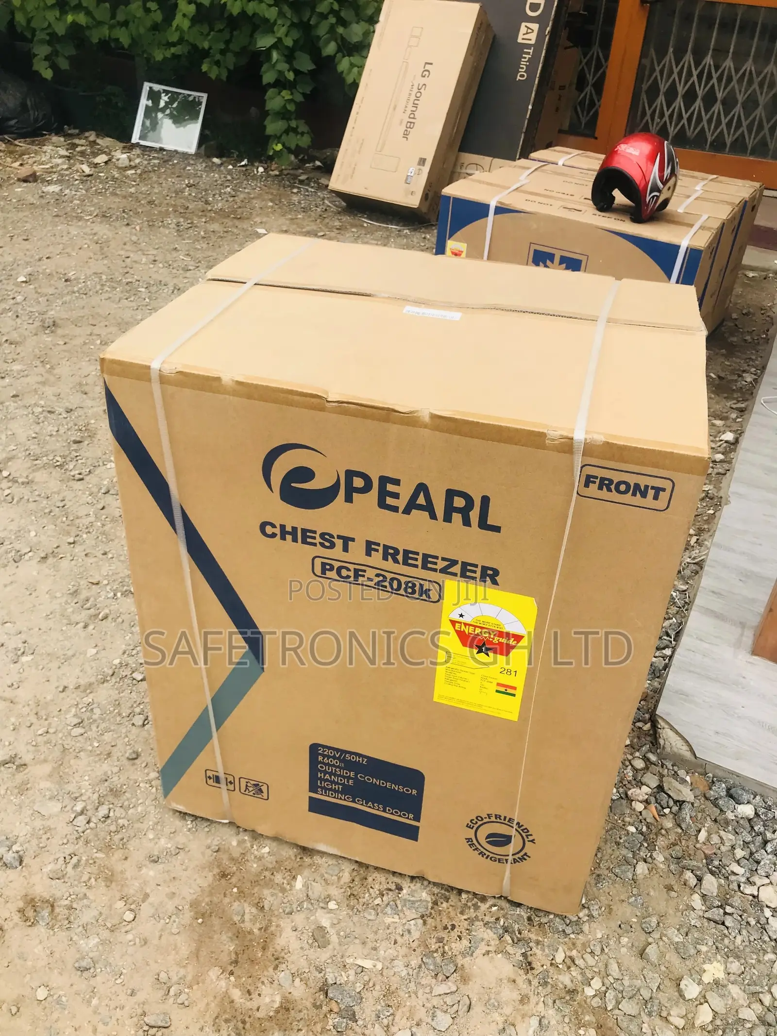Neatly Sealed PCF-208 Pearl Chestfreezer Singledoor 147l