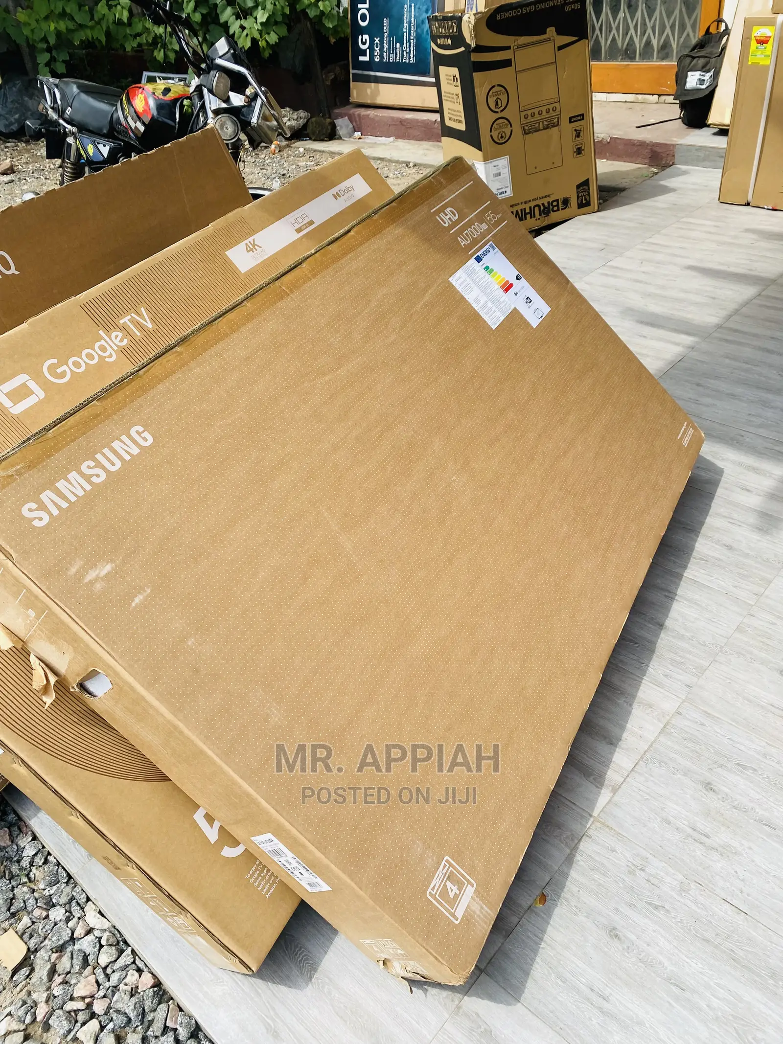 Quality Yet Affordable Samsung(Black)55” Crystal Led Tv