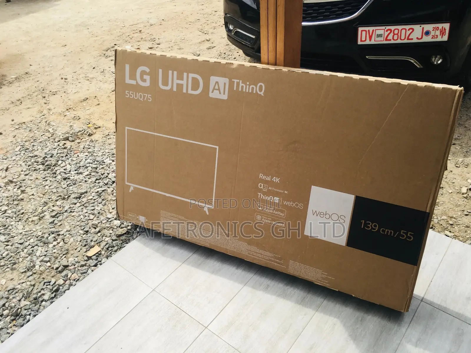 Great Offer on  LED Glossy 55 Inches UQ75 Tv