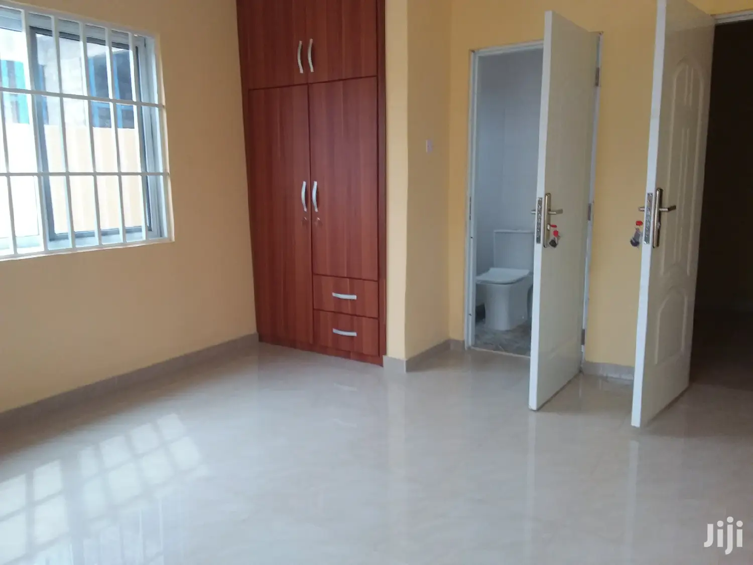 3bdrm House in Bronko Housing, Tema Metropolitan for sale