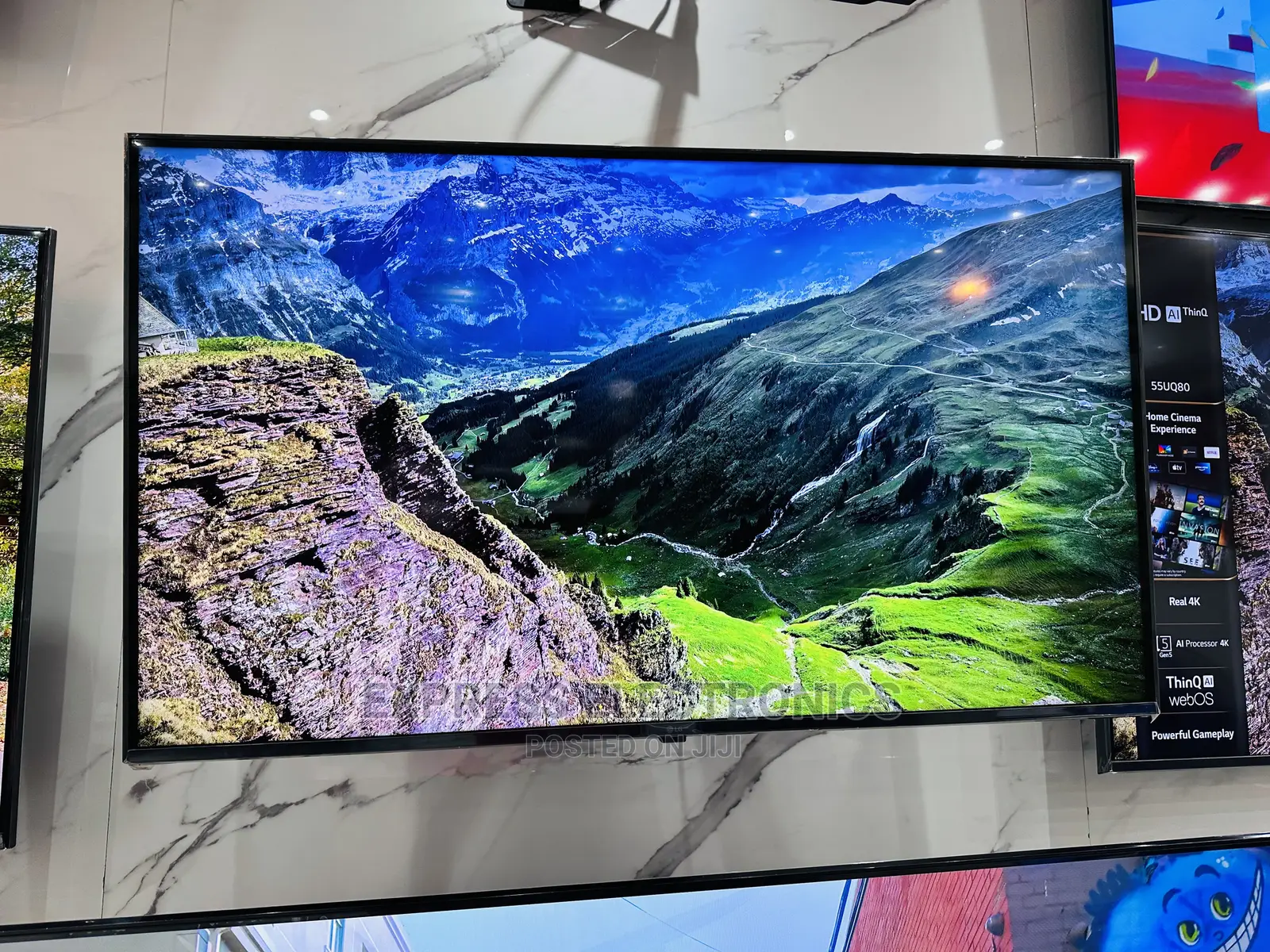 Brilliant Display UHD 55AU7022 Smart Samsung Tv 