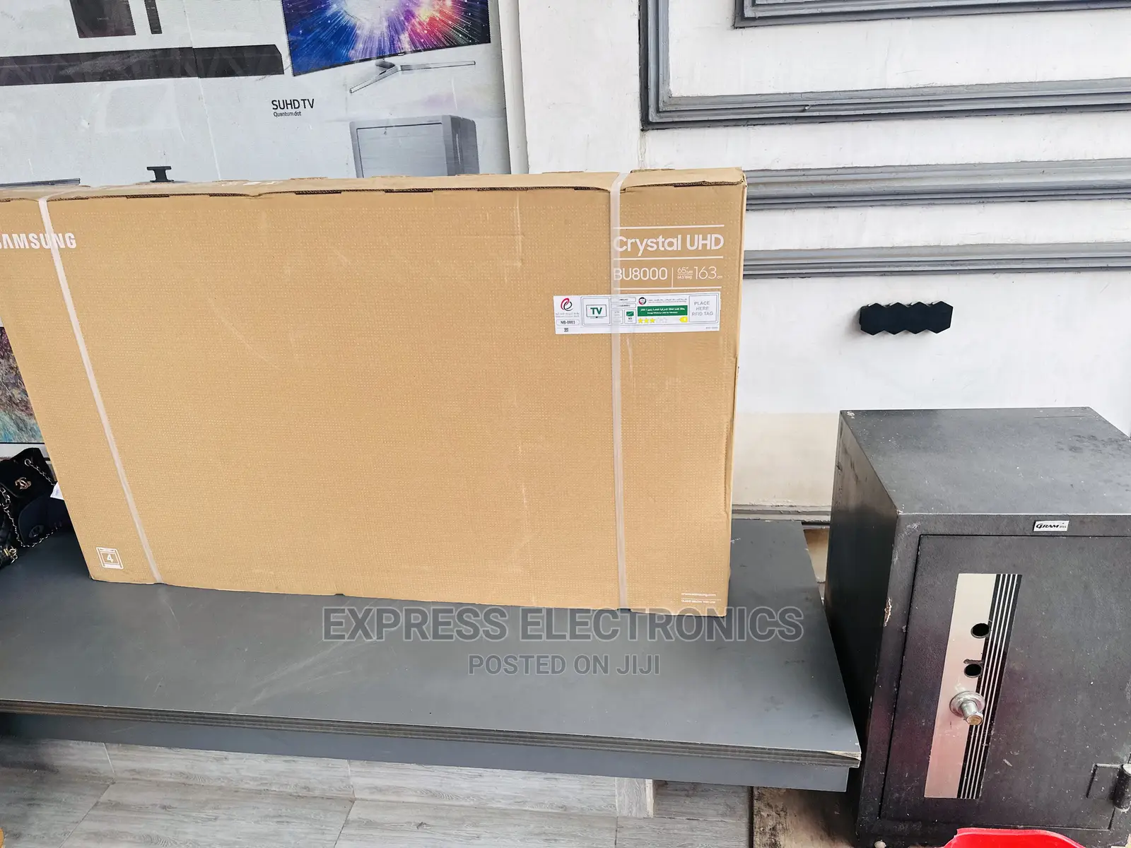 Edgeless Design Samsung UHD Smart 55”Au7022 Tv 