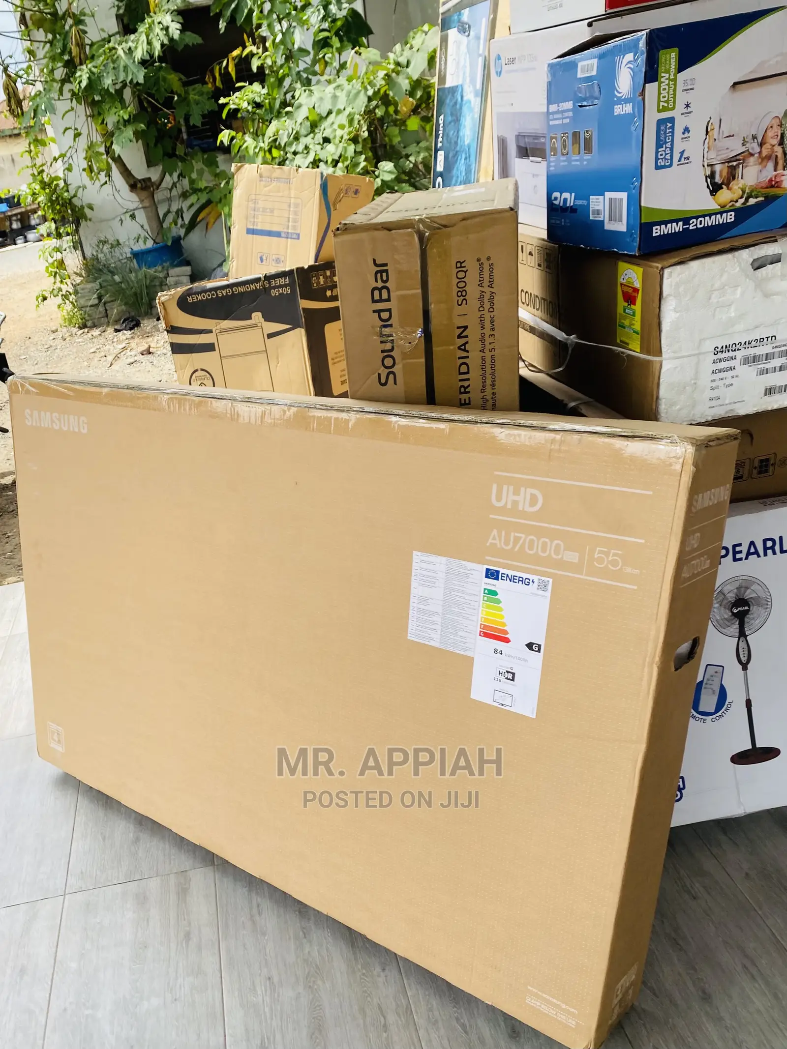 Brand New Samsung(Ua55au7000)Black Ultra Hd 55” Led Tv