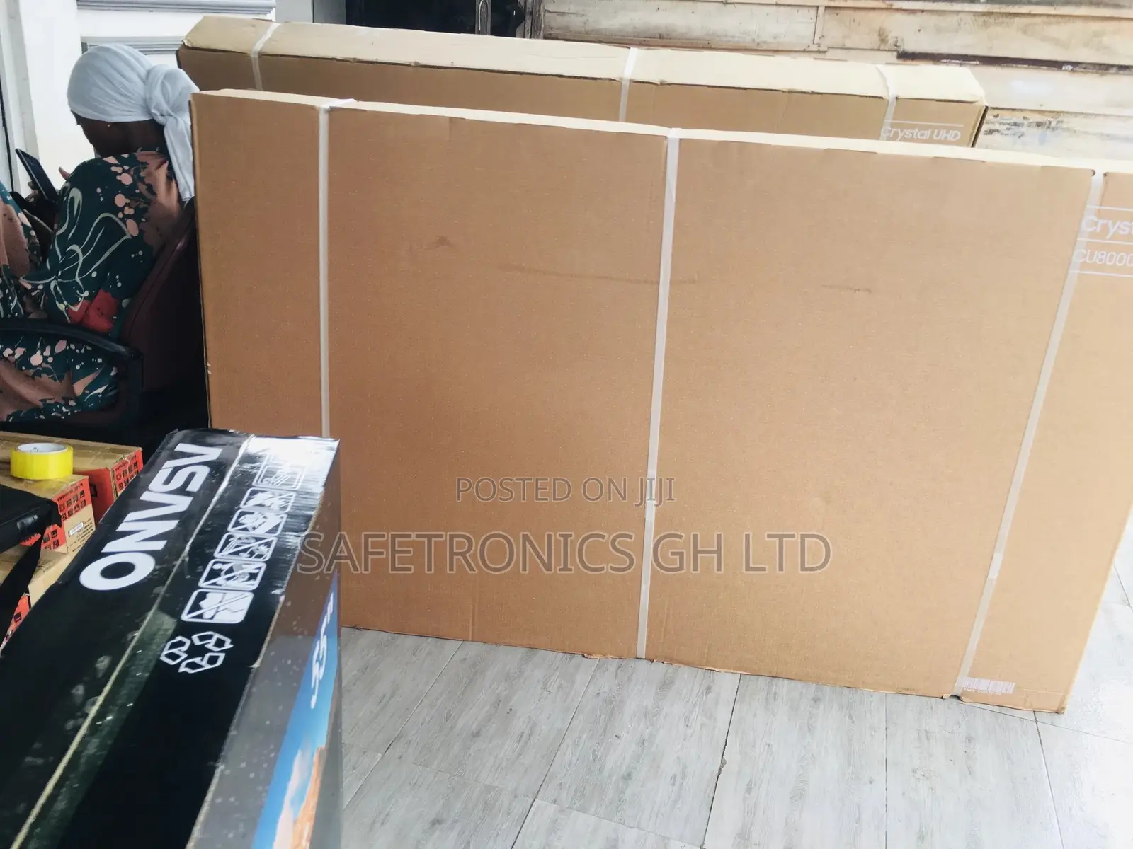 Reliable Cu80 Samsung UHD 75 Inches LED Glossy Smart Tv