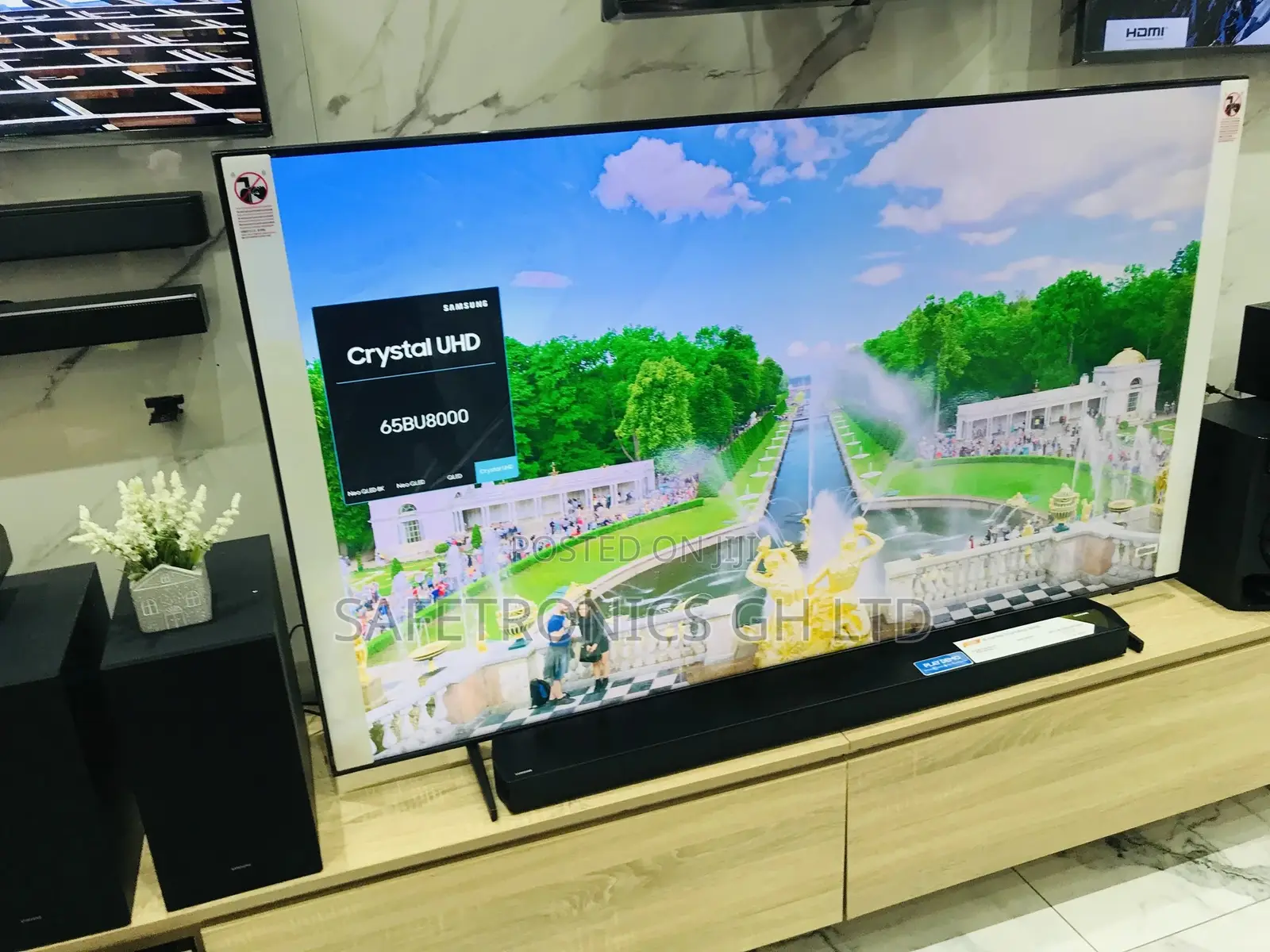 Ultra Samsung UHD Smart 65 Inches BU80 LED Glossy Tv