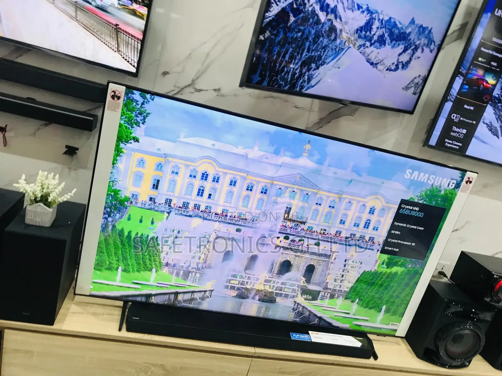 65 Inches Glossy Samsung Bu80 Crystal UHD Ultra Tv
