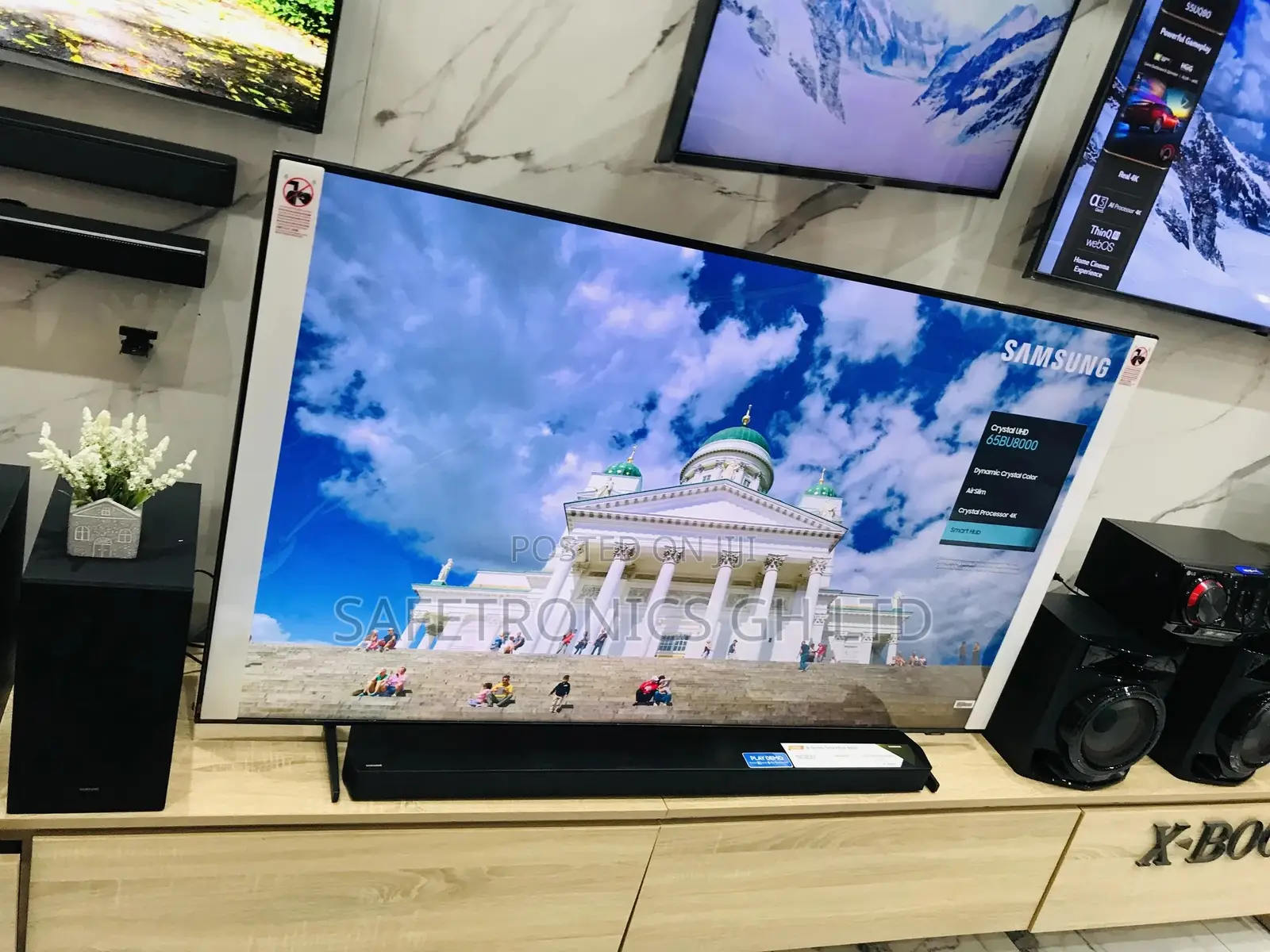 65 Inches Glossy Samsung Bu80 Crystal UHD Ultra Tv