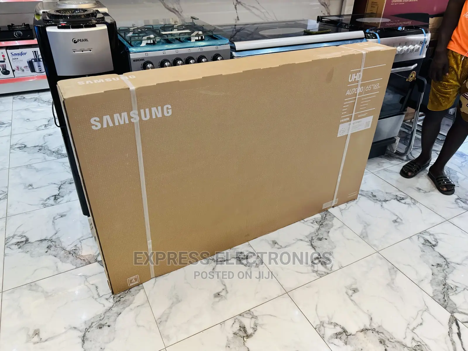 Samsung UHD Ua65”Au7092 Tv Smart
