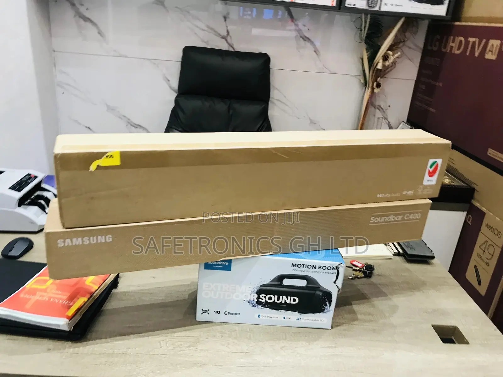 Adjustable Samsung Soundbar HWC400 Bluetooth Wireless