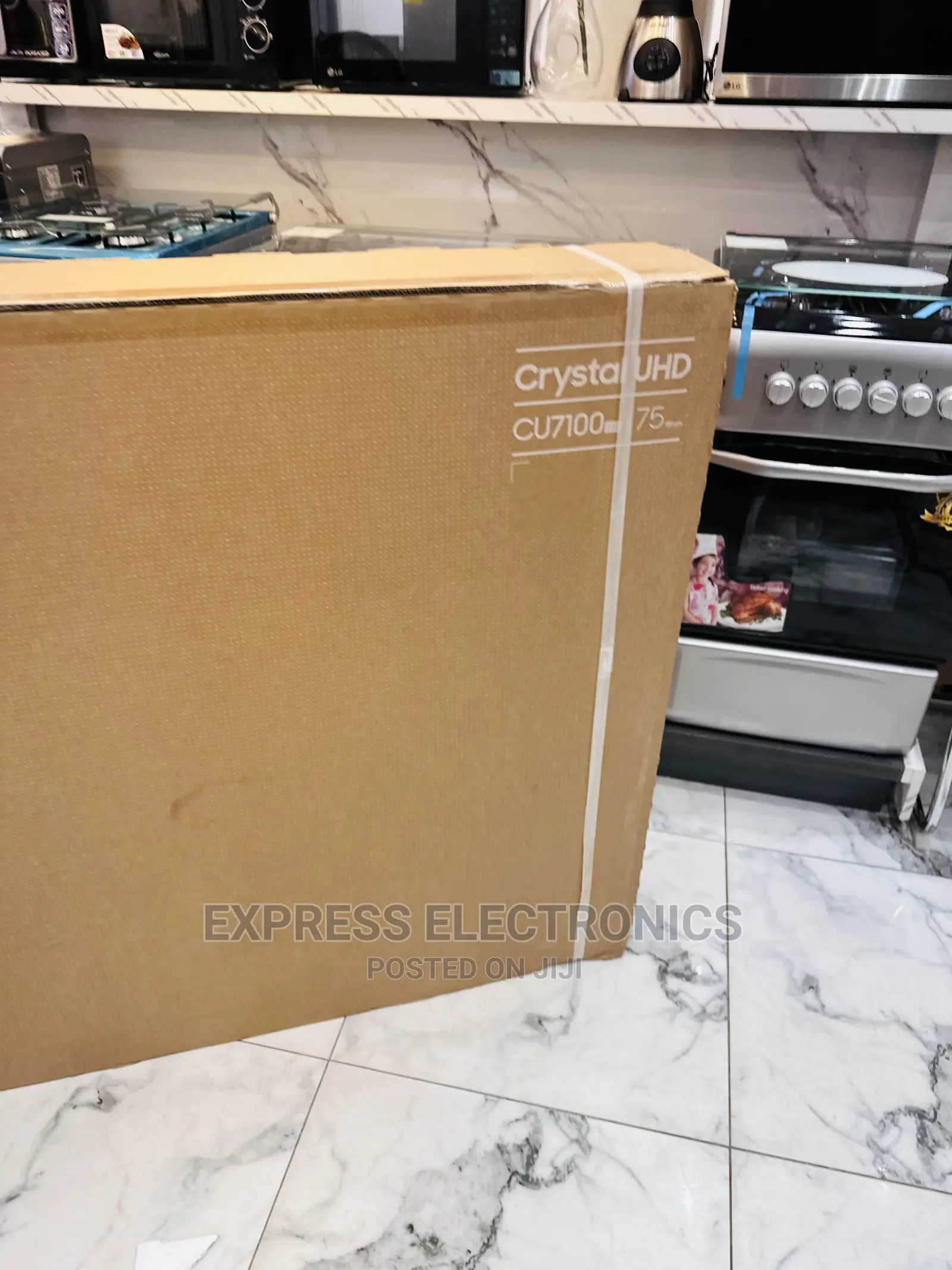 Quality Sleek Ua75”Series 8 Cu Samsung UHD Smart