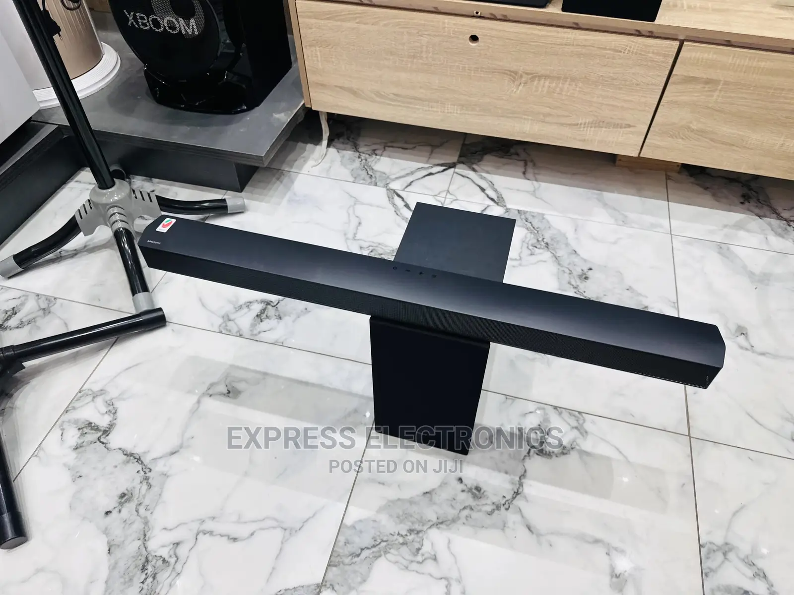 Voice Enhanced Audio Samsung B550 Soundbar