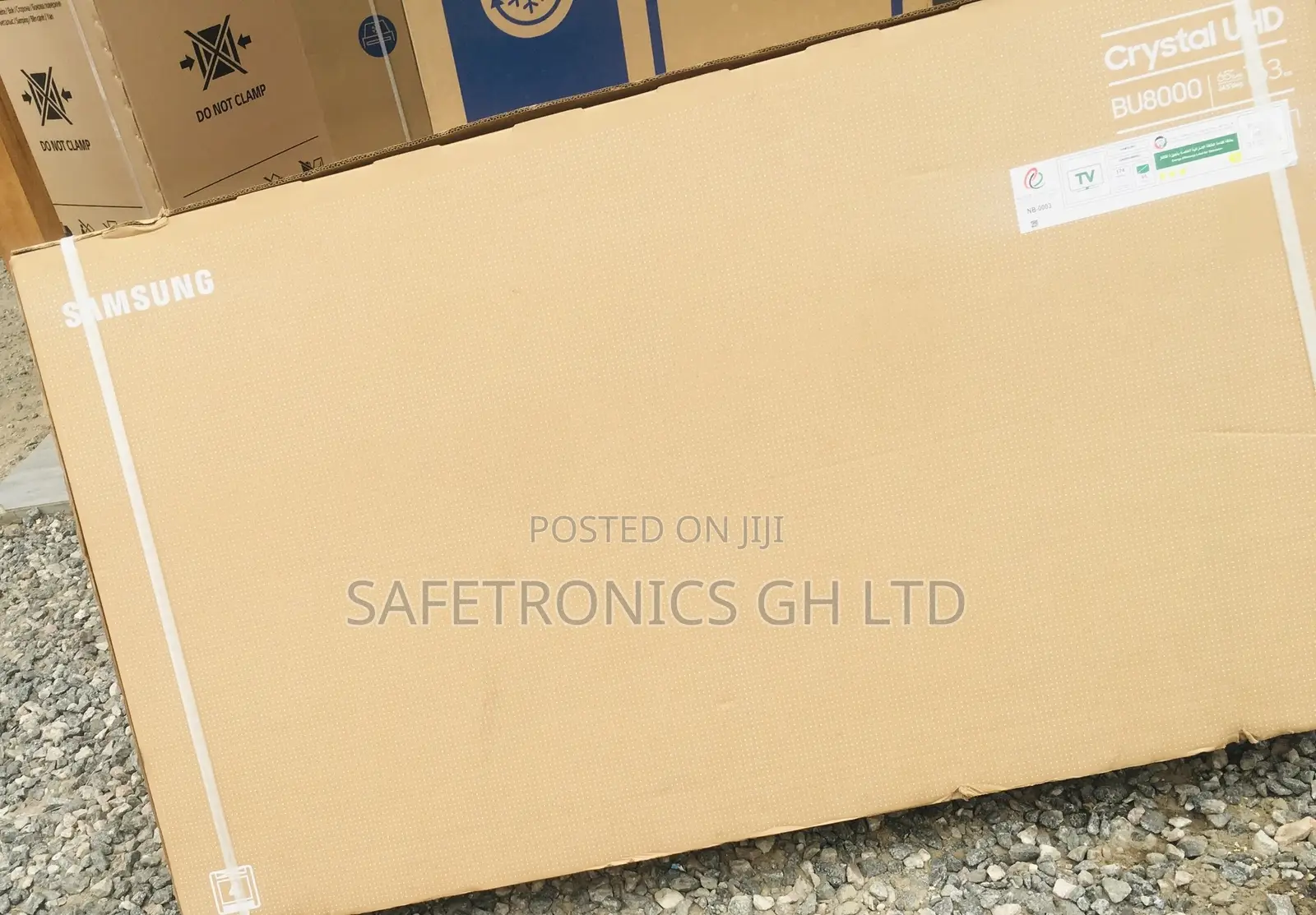 Glossy LED Samsung UHD 4m65 Inches Glossy Smart Tv 