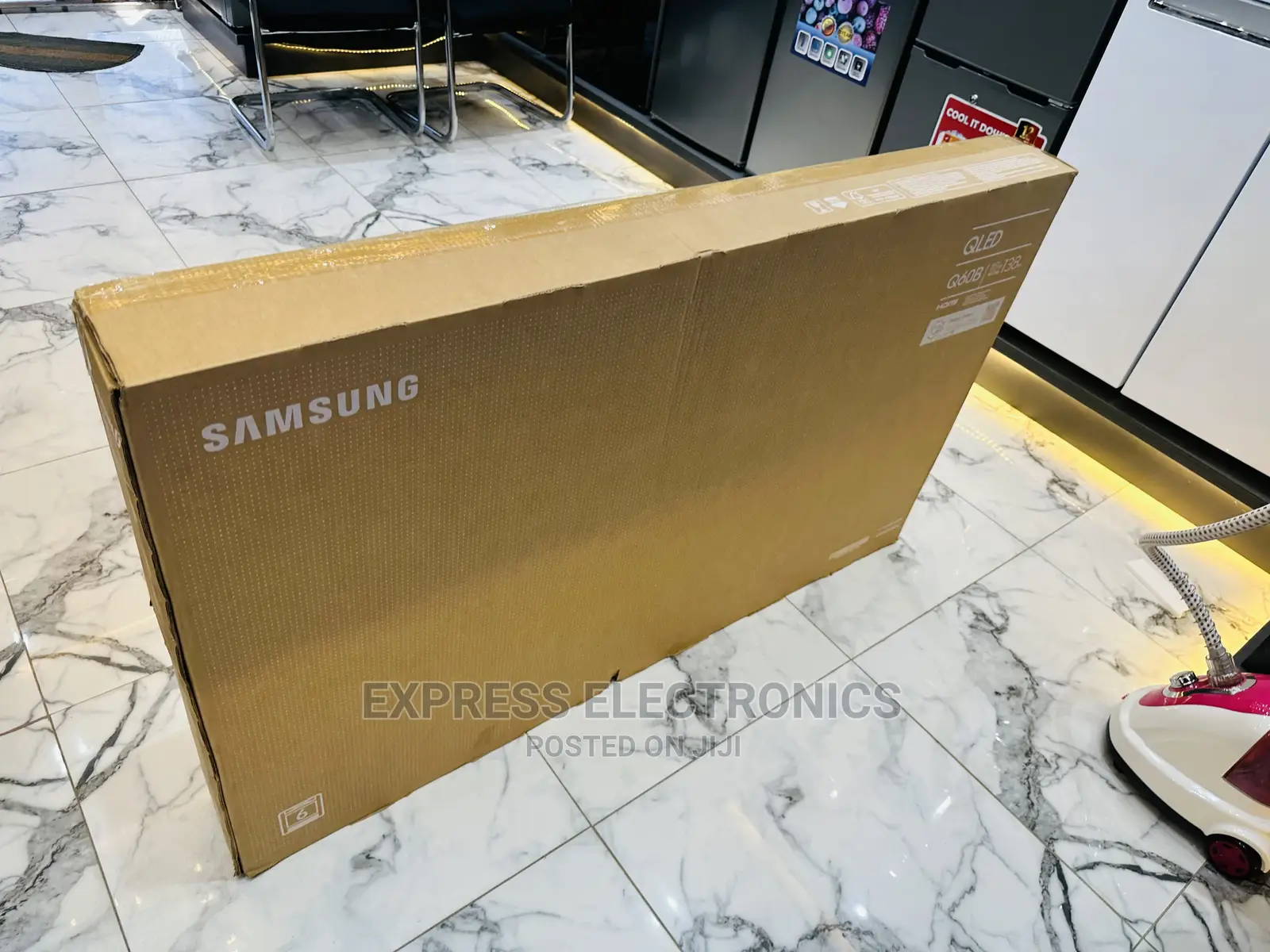 55q60b (Qled )Samsung Uhd Screen Glossy Black Tv