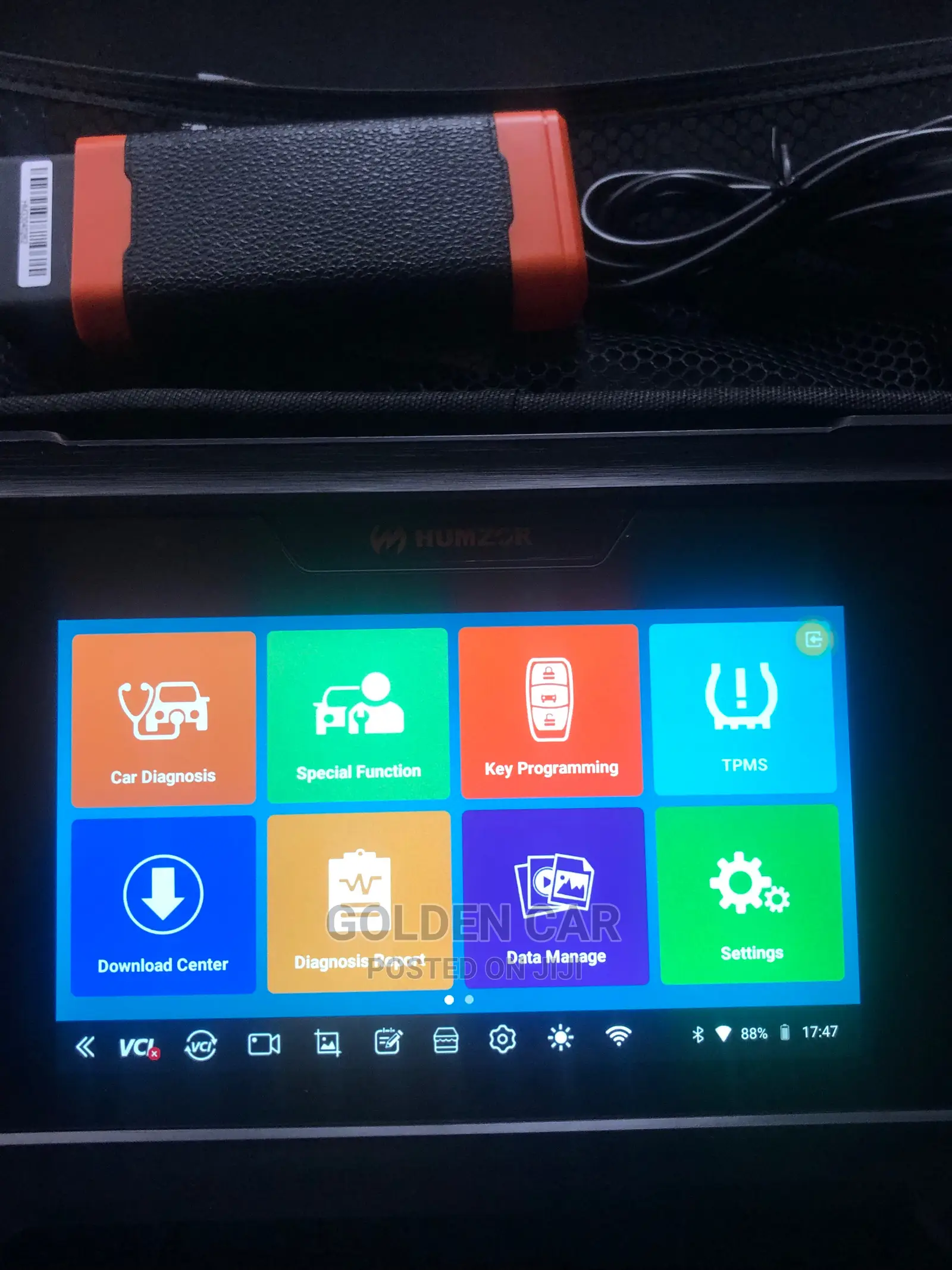 Humzor NP718 Bluetooth OBD2 Car Diagnostic Scanner