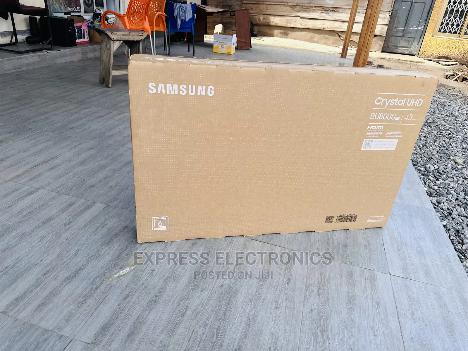 Update Your Viewing Experience With 43”Bu8000 UHD Samsung
