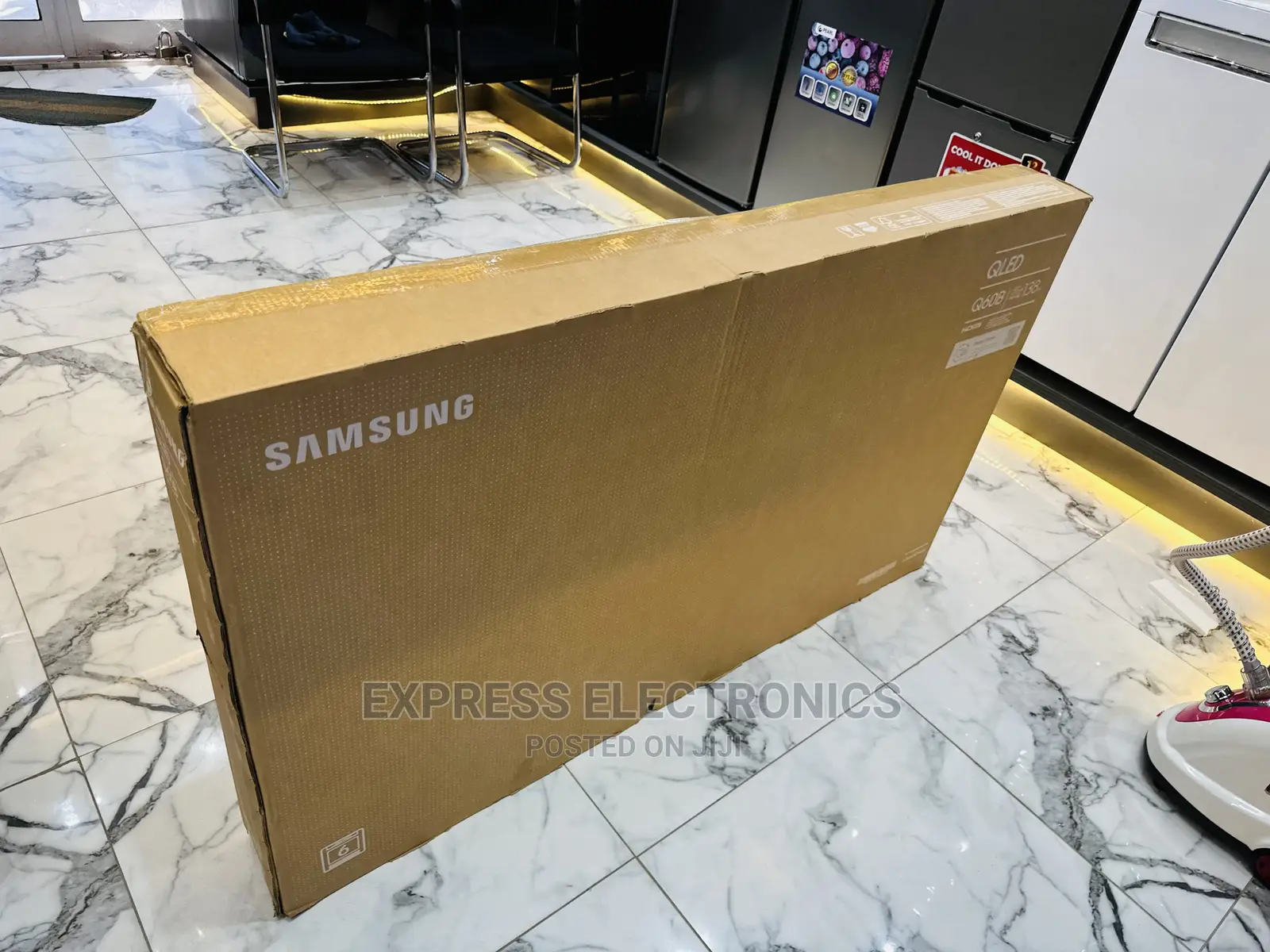 Smart Tizen Glossy Operating System 55q60b (Qled )Samsung