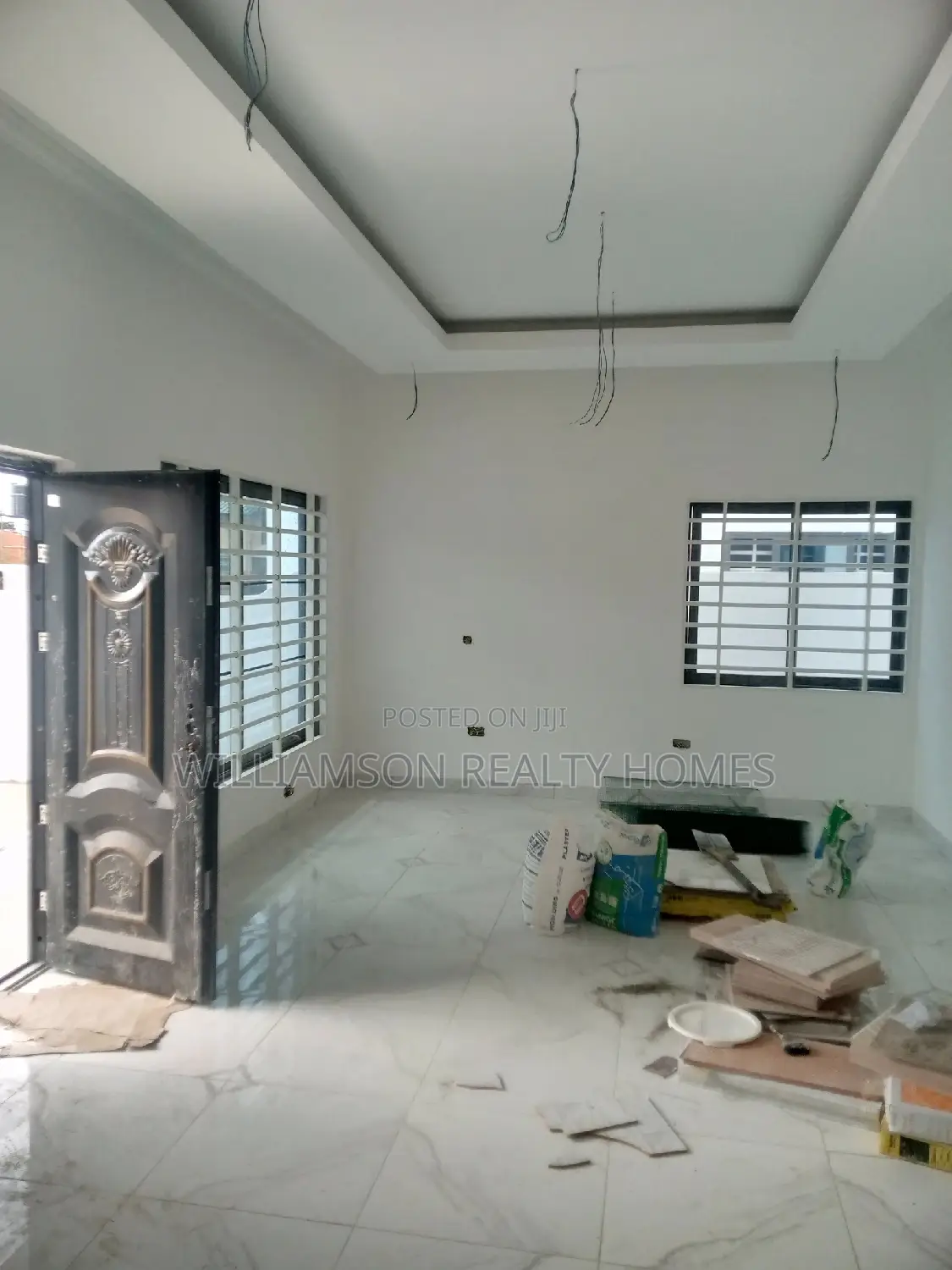 3bdrm House in Hfc Estate, Spintex for sale