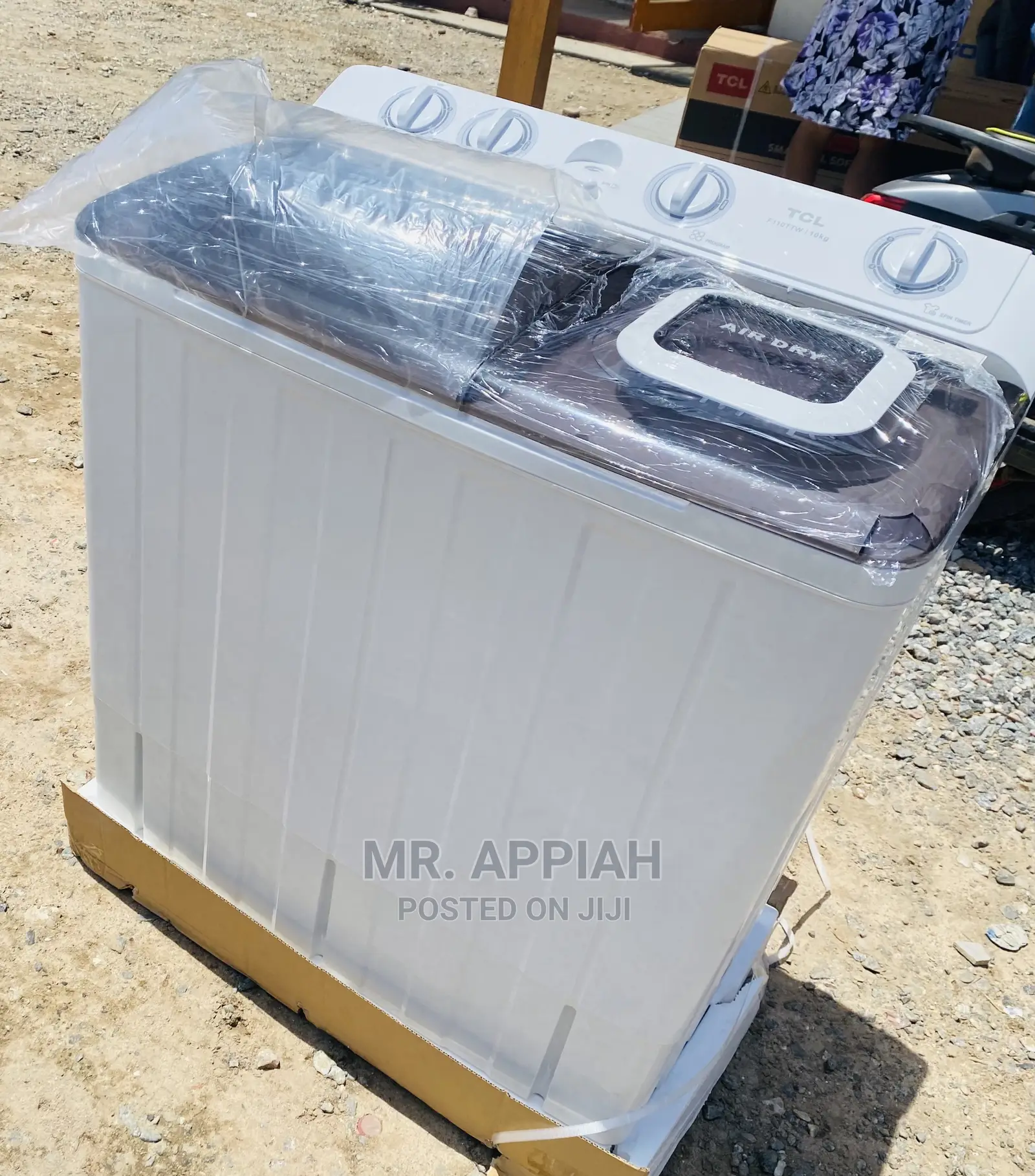 Latest and Affordable TCL 10kg Top Load Washingmachine.