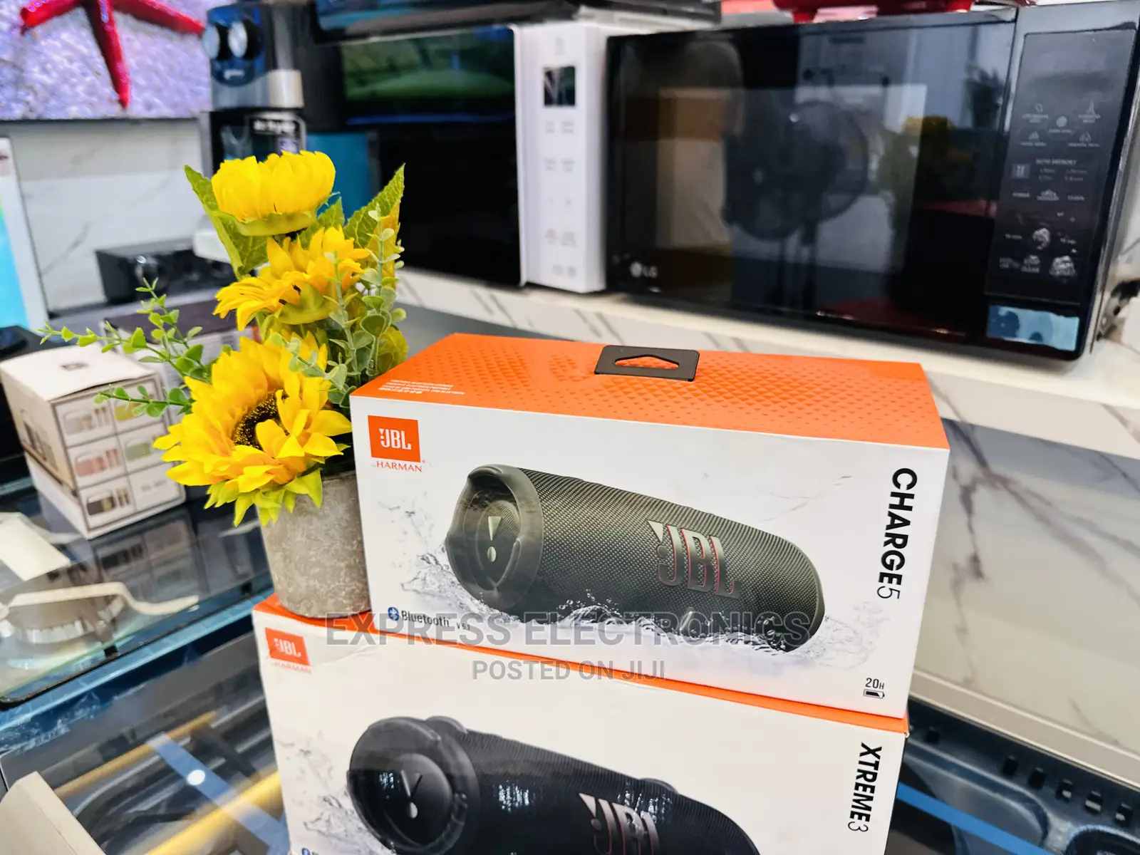 Ultimate Streaming JBL Charge 5 Bluetooth Speaker