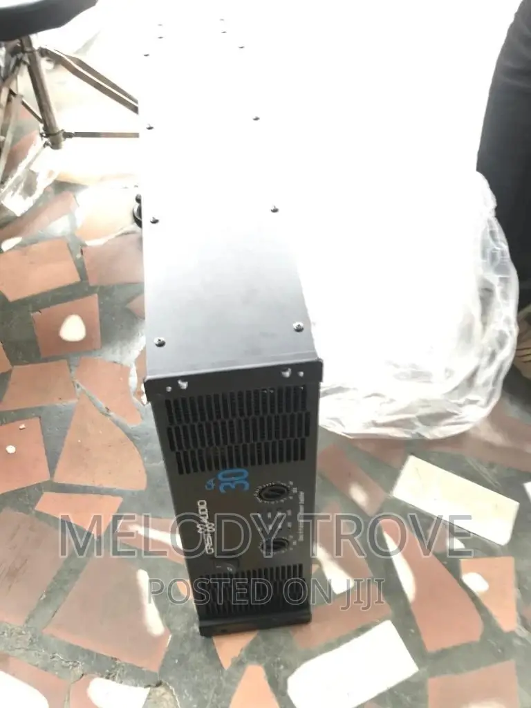 Crest Audio Bass Amplifier (Ca30)