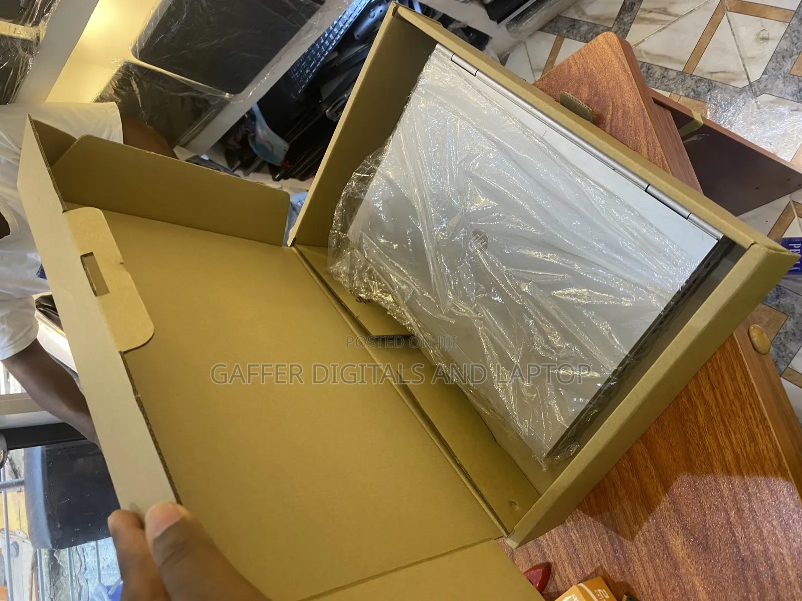 New Laptop HP EliteBook 840 G3 8GB Intel Core i5 HDD+SSD 500GB