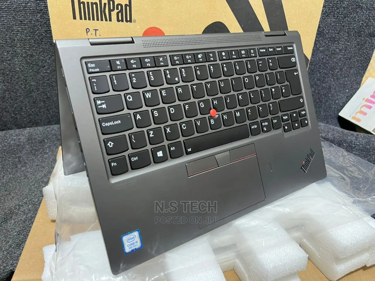 New Laptop Lenovo Thinkpad X1 Yoga 8GB Intel Core i5 SSD 512GB