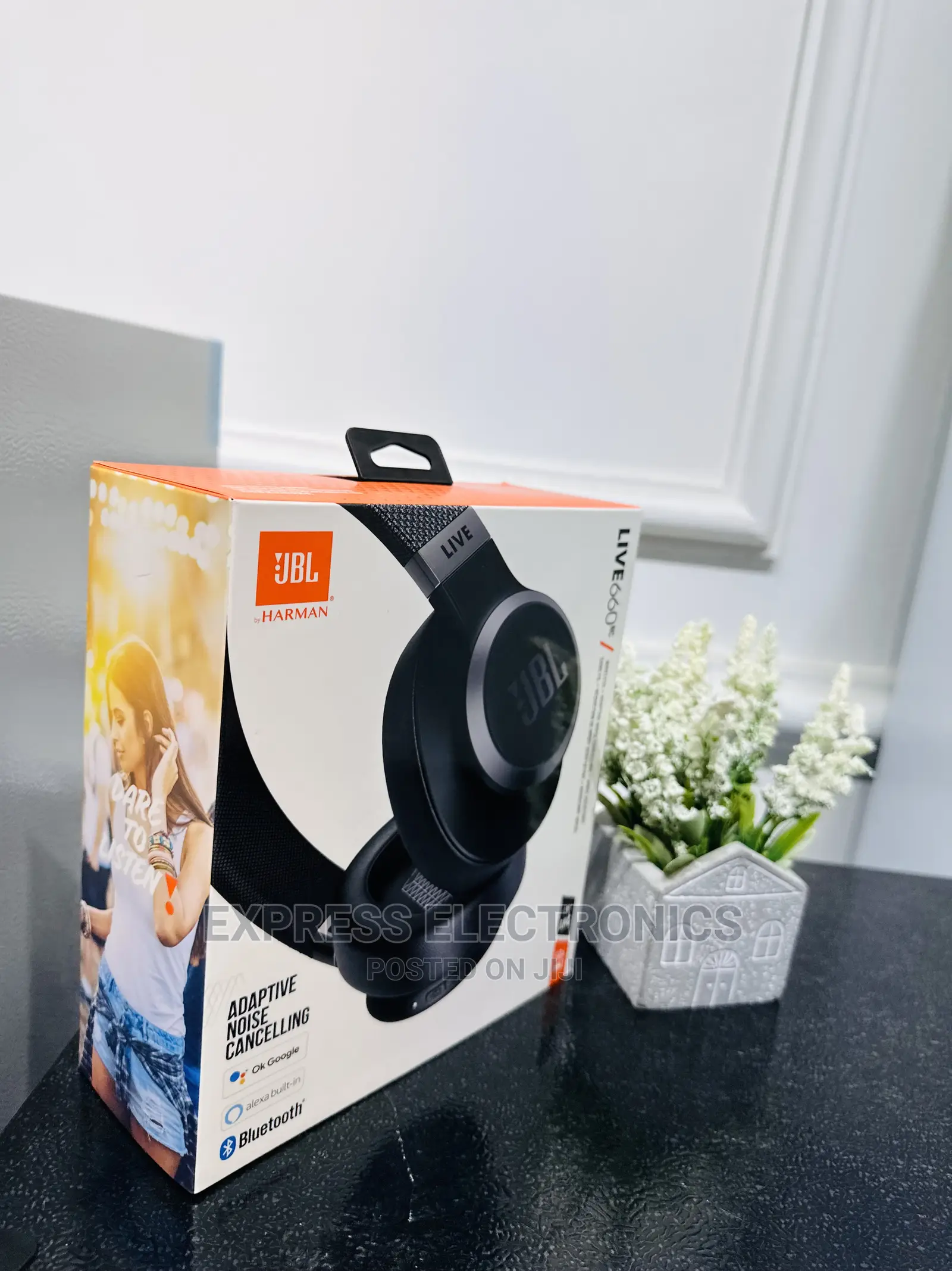Massive Sound Headphone JBL Live 660—