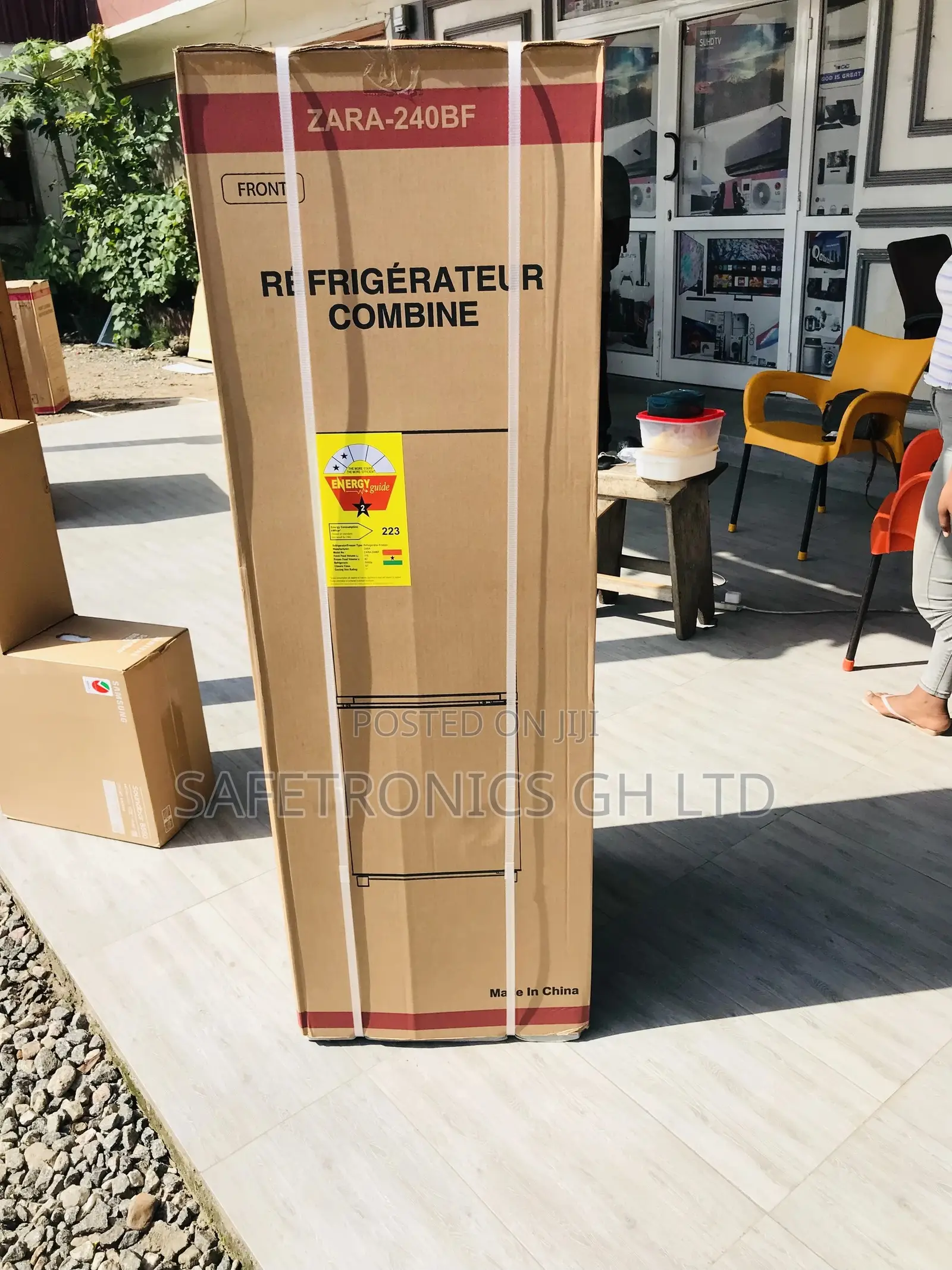 Zara240bf Bottomfreezer Doubledoor Unique Fridge