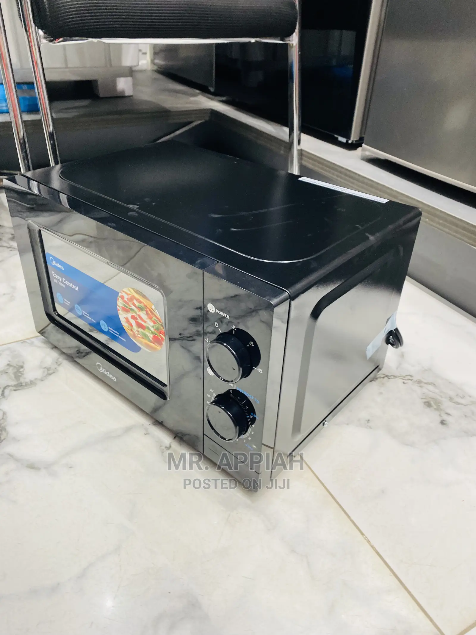 Brand  New Midea 20L Microwave MM720CFB 