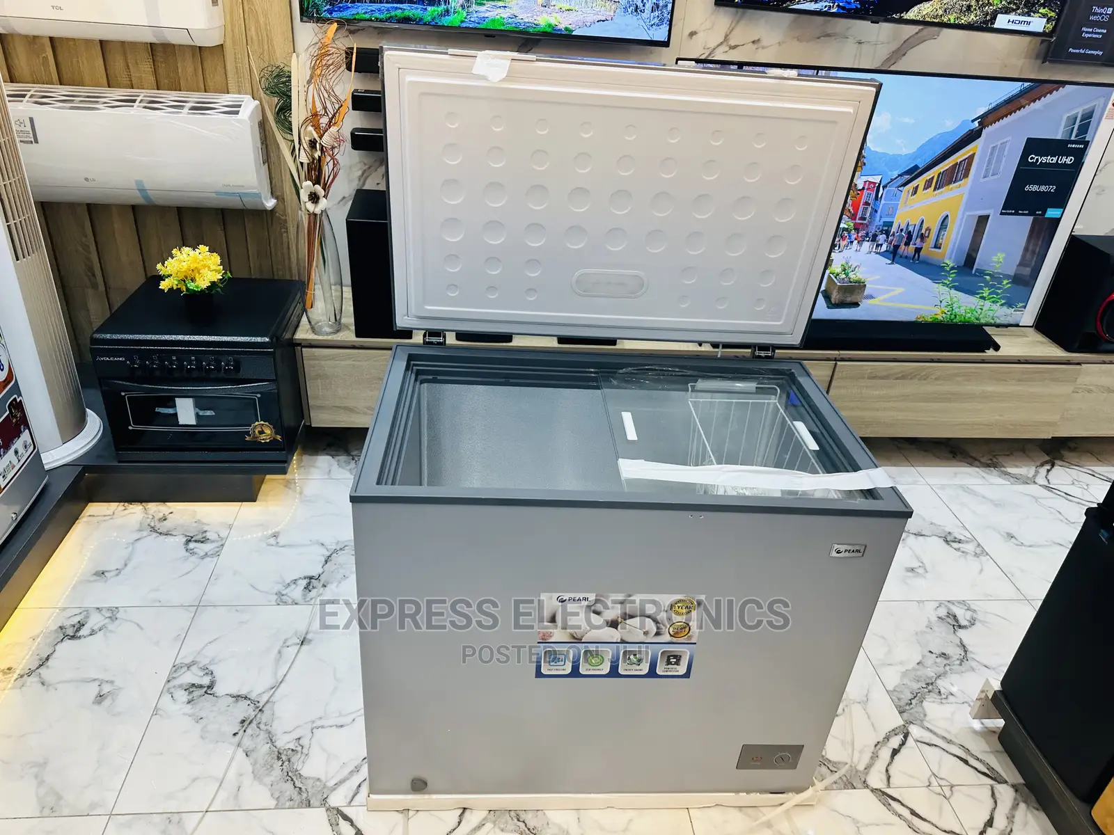 Sliding Glass Door Chest Freezer 251L Pearl PCF-290