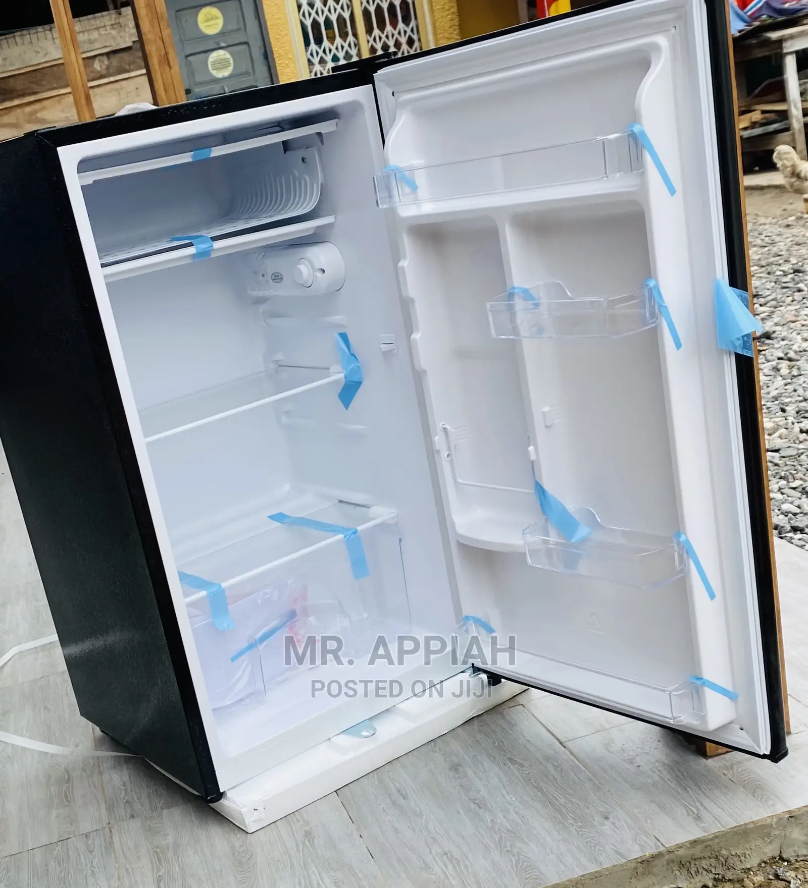 Classic Design Rainbow Table Top Refrigerator(Black).