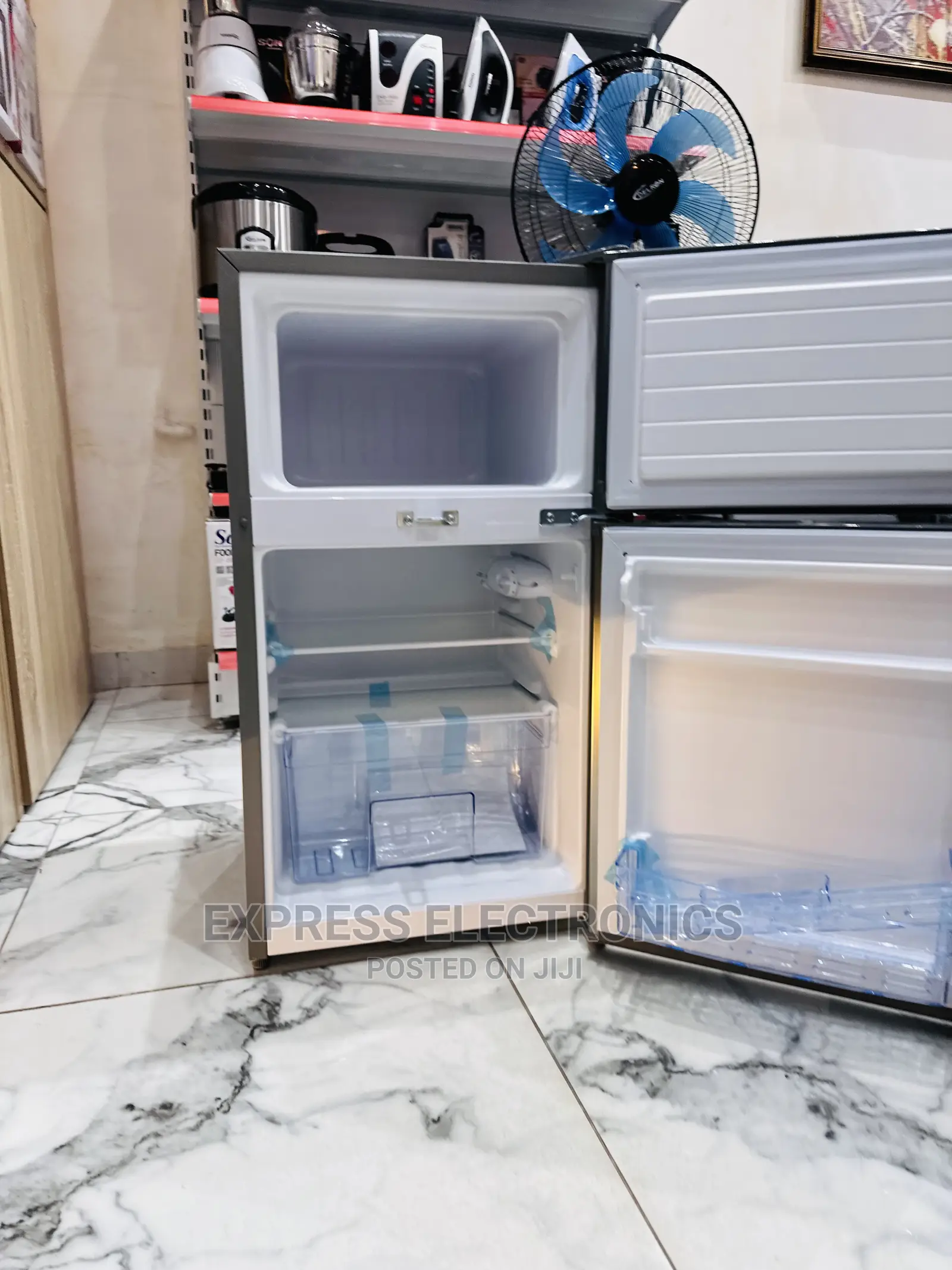 High Quality Sleek Pearl Tabletop Fridge Double Door